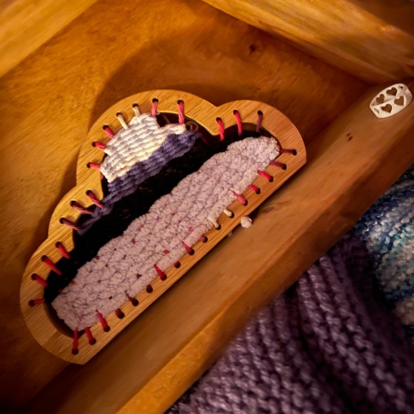 Mini cloud weaving - Picture 2 of 3